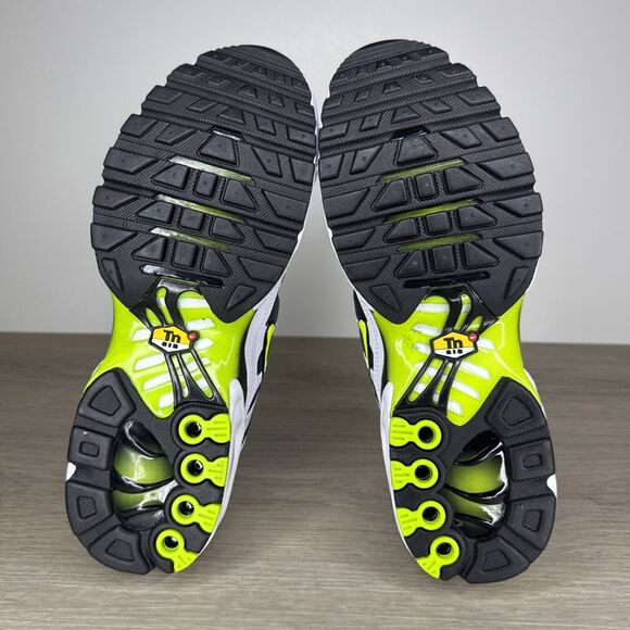 Nike Air Max Plus TN \'White Black Volt\' DM0032-103 Men\'s Shoes Size 6 main image 10